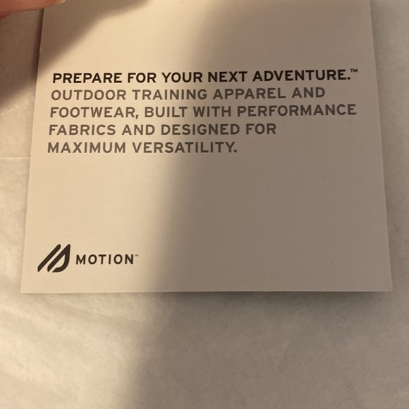 Eddie Bauer gray V-neck athletic shirt NWT - Picture 12 of 14